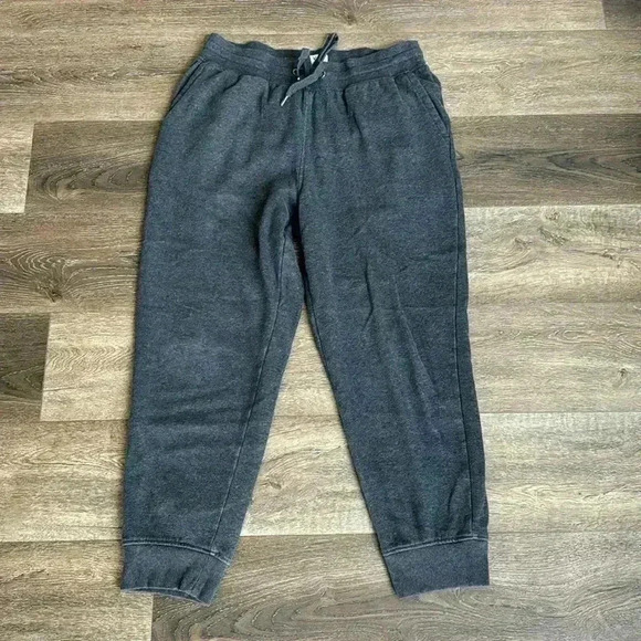 Orvis Sweatpants.  Men’s size large. Dark grey in color. - Picture 1 of 5